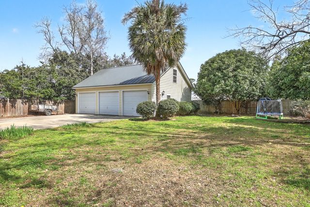 1034 Orangeburg Road, Summerville, SC 29483