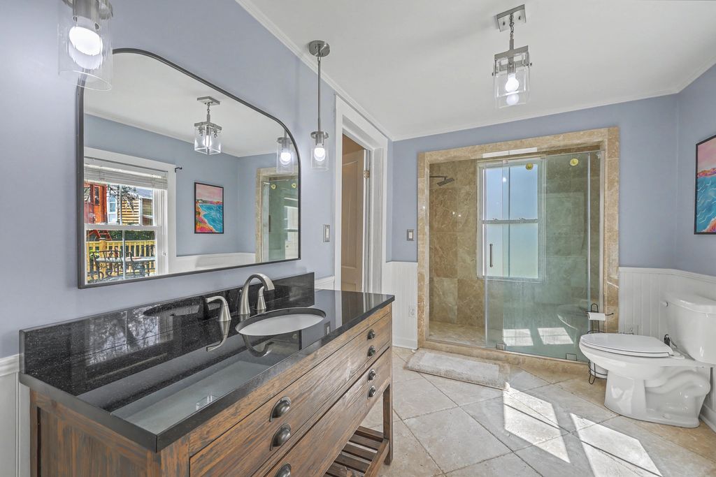 Image 20 of property listing at 1034 Orangeburg Road, Summerville, SC 29483