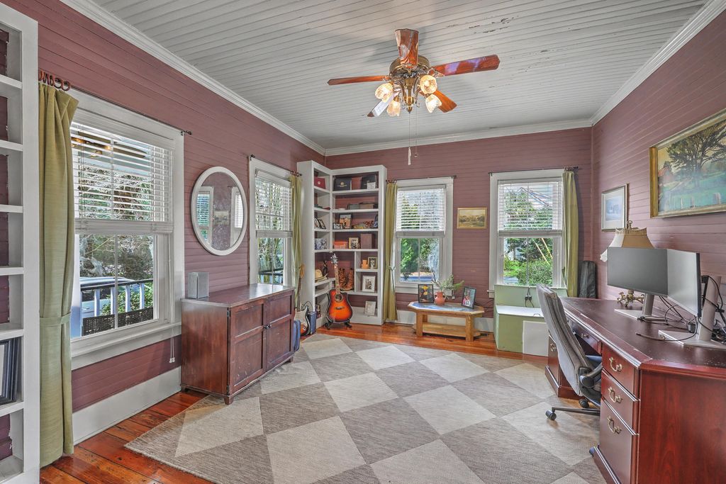 Image 22 of property listing at 1034 Orangeburg Road, Summerville, SC 29483