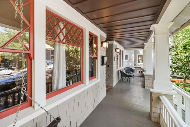 2106 E St, Sacramento, CA 95816