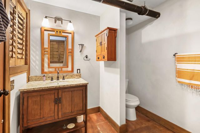 2106 E St, Sacramento, CA 95816