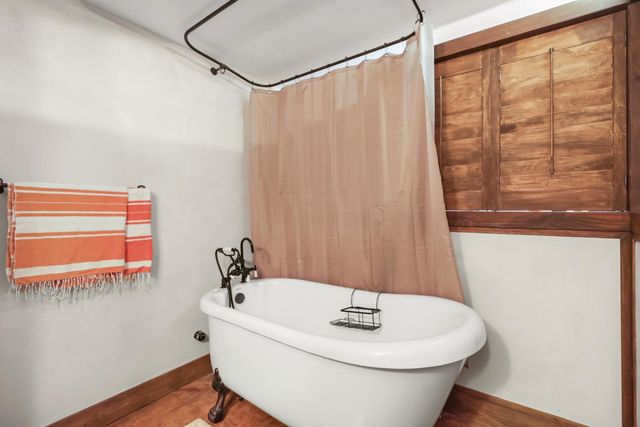 2106 E St, Sacramento, CA 95816