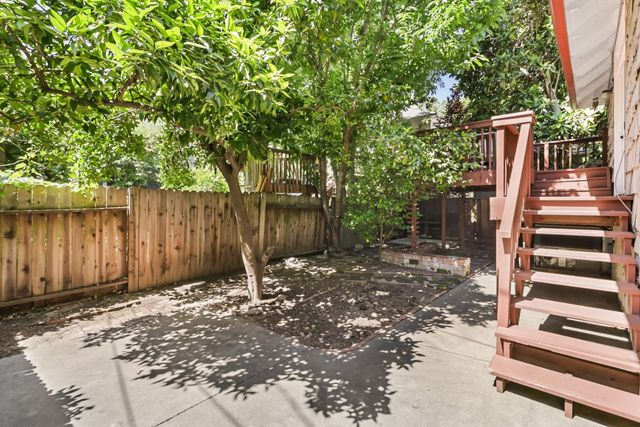 2106 E St, Sacramento, CA 95816
