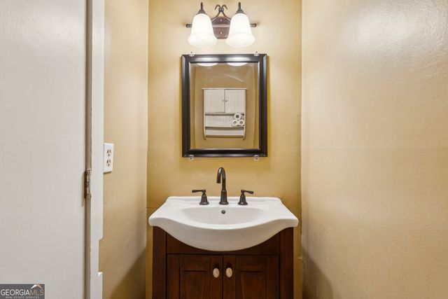 11 Mountain View Court, Waleska, GA 30183