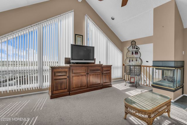 724 Newell Avenue, Manahawkin, NJ 08050