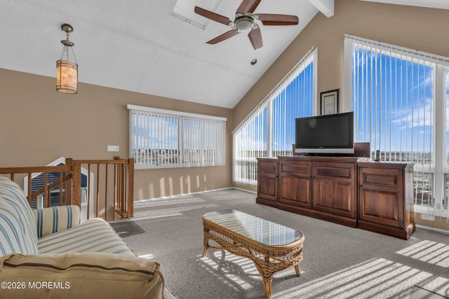 724 Newell Avenue, Manahawkin, NJ 08050