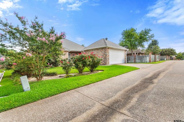 565 Bunker Dr, Tyler, TX 75703