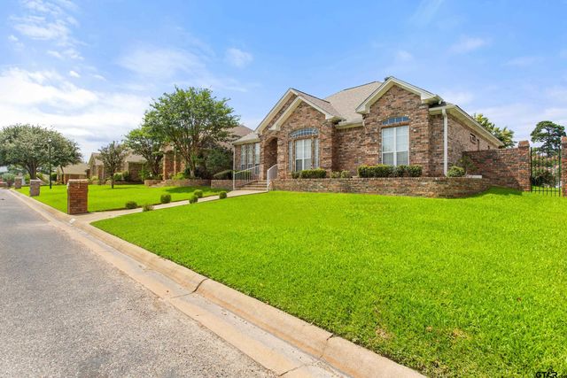 565 Bunker Dr, Tyler, TX 75703
