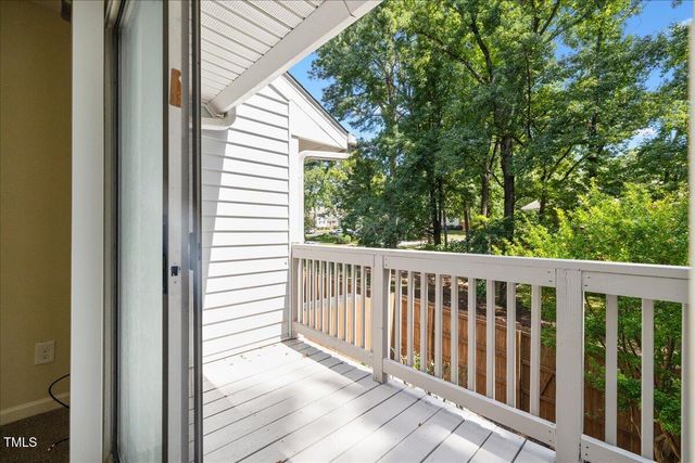 1005 Surrey Court, Cary, NC 27511