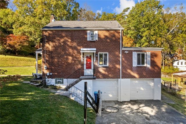 2905 Blackridge Ave, Penn Hills, PA 15235