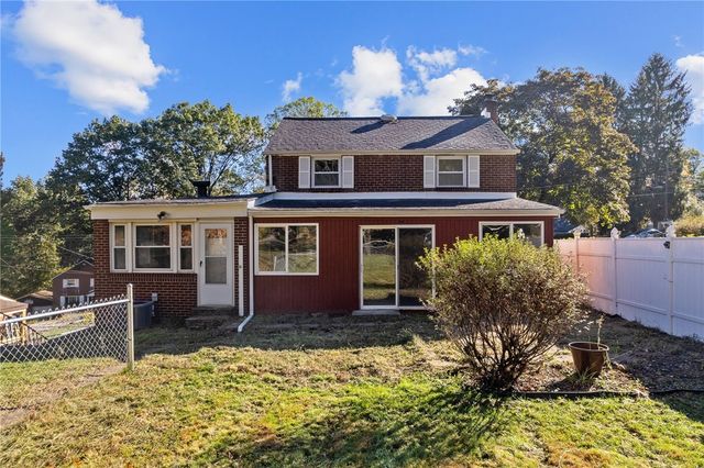 2905 Blackridge Ave, Penn Hills, PA 15235