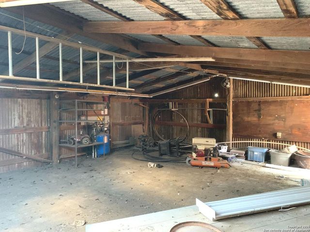 9281 Nelson, San Antonio, TX 78252