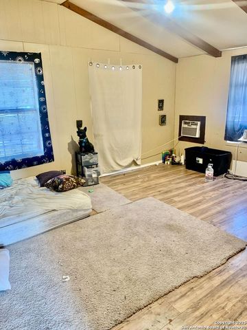 9281 Nelson, San Antonio, TX 78252