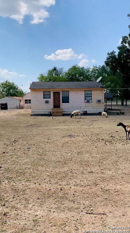 9281 Nelson, San Antonio, TX 78252