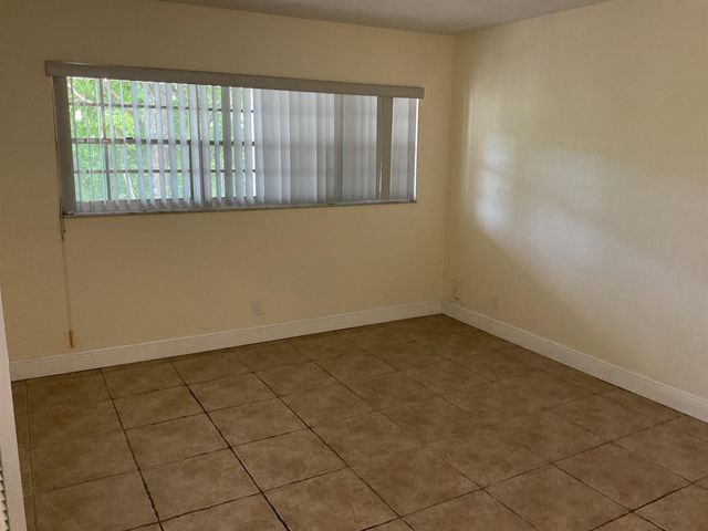 3000 S COURSE Drive 402, Pompano Beach, FL 33069