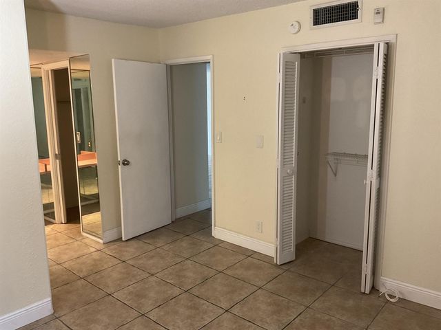 3000 S COURSE Drive 402, Pompano Beach, FL 33069