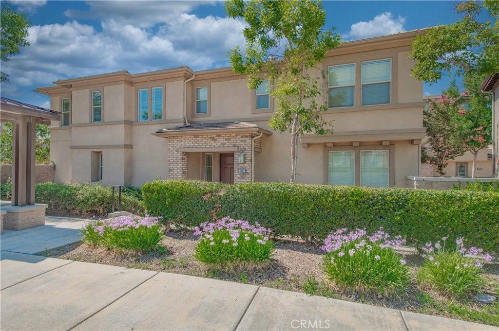 6081 Eucalyptus, Chino, CA 91710 — photo 2