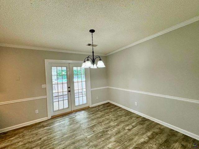 103 Westoak Court, Warner Robins, GA 31093