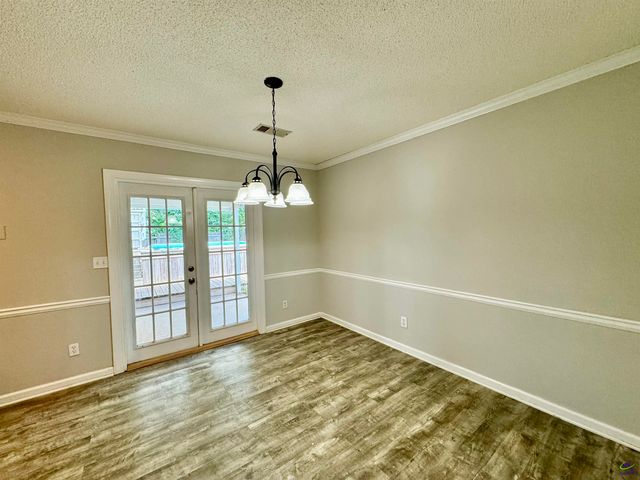 103 Westoak Court, Warner Robins, GA 31093