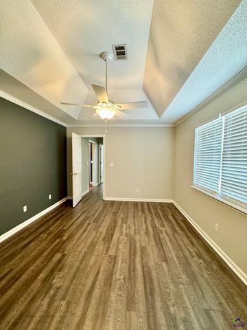 103 Westoak Court, Warner Robins, GA 31093