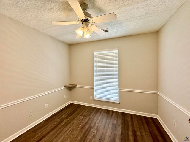 103 Westoak Court, Warner Robins, GA 31093