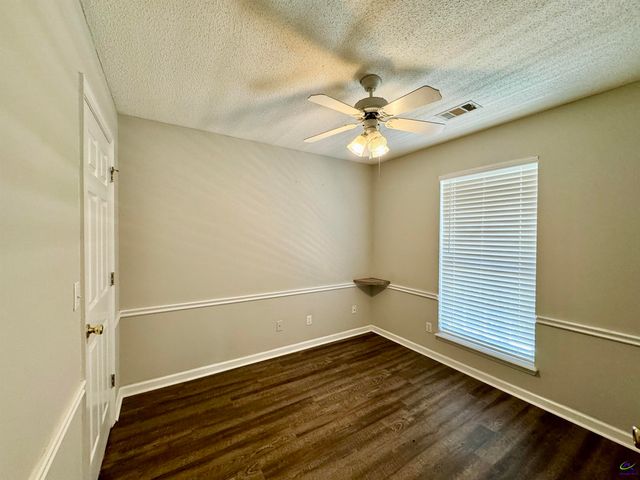 103 Westoak Court, Warner Robins, GA 31093