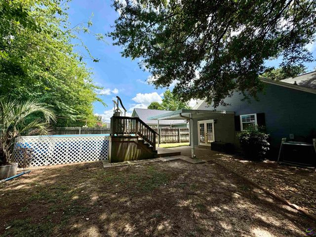 103 Westoak Court, Warner Robins, GA 31093