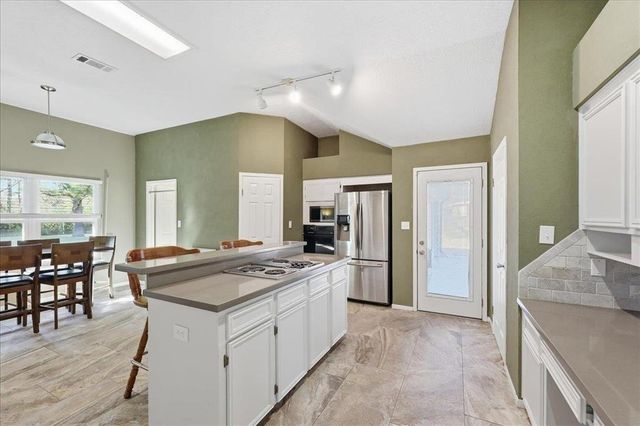 4690 Reagan Street, Beaumont, TX 77706