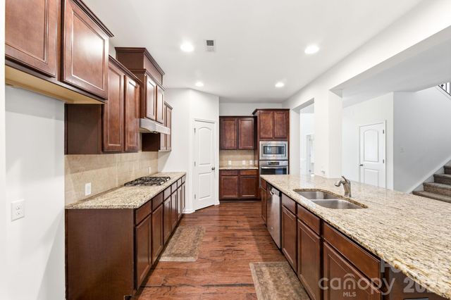 9631 Daufuskie Drive, Charlotte, NC 28278