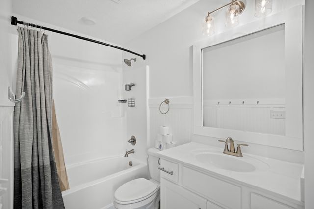 537 Mimosa Dr, Decherd, TN 37324