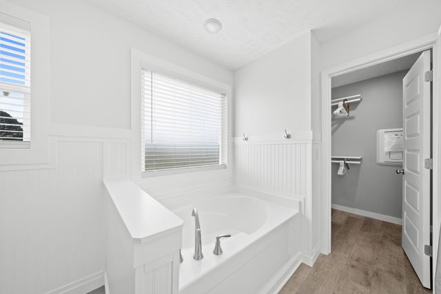 537 Mimosa Dr, Decherd, TN 37324