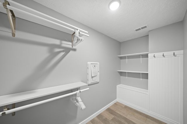 537 Mimosa Dr, Decherd, TN 37324