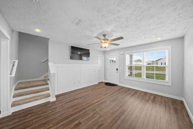 537 Mimosa Dr, Decherd, TN 37324