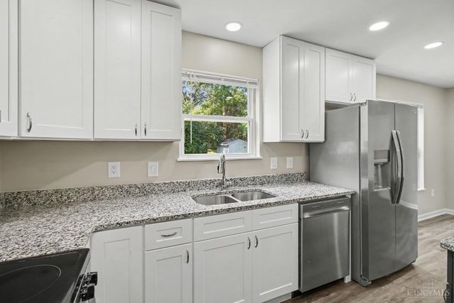 2637 Grover Hill Avenue, Cincinnati, OH 45212