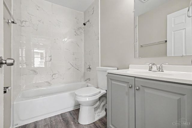 2637 Grover Hill Avenue, Cincinnati, OH 45212