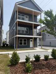 222 Old Amqui Rd # 3, Madison, TN 37115