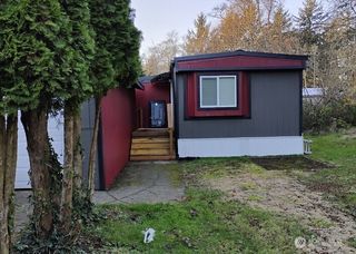 735 S Melbourne Street S, Westport, WA 98595