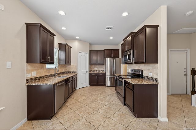 2260 LIGHTHOUSE DR, New Braunfels, TX 78130