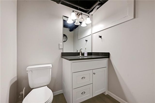 4428 Summit Street, Kansas City, MO 64111