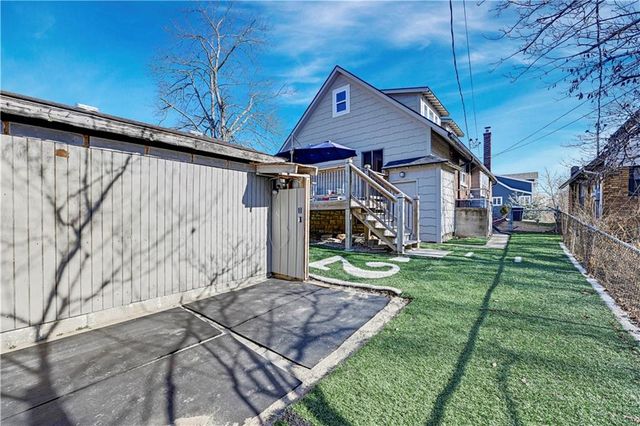 4428 Summit Street, Kansas City, MO 64111