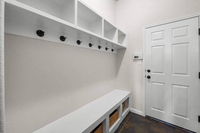 22112 Rock Wren RD, Spicewood, TX 78669