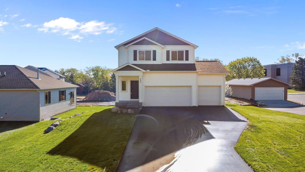 599 Stinson Boulevard, New Brighton, MN 55112 — exterior