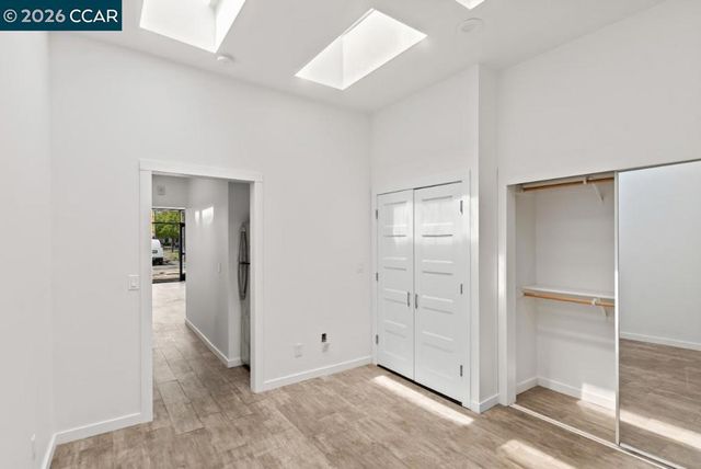 646 Hegenberger, Oakland, CA 95621