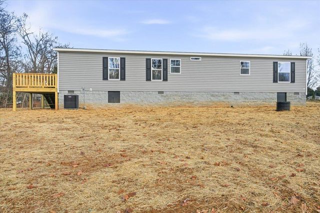 101 Rolling Meadow DR, Thaxton, VA 24174