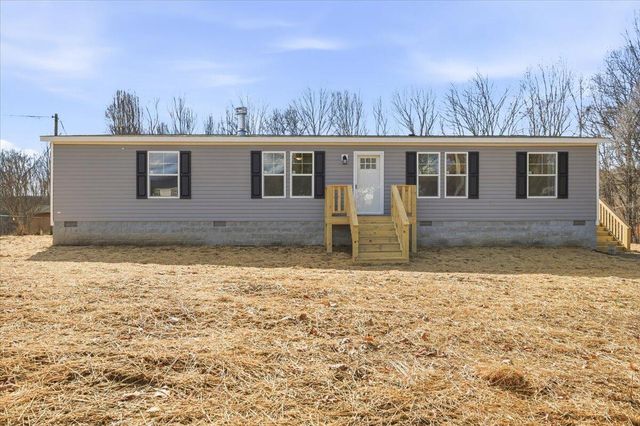 101 Rolling Meadow DR, Thaxton, VA 24174