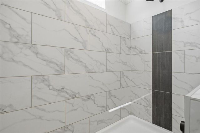 101 Rolling Meadow DR, Thaxton, VA 24174