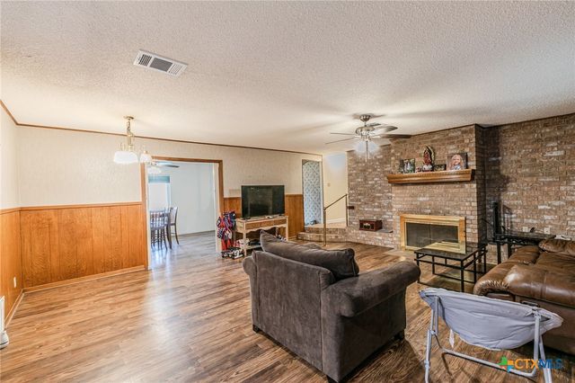 2411 Osage Road, Gatesville, TX 76528
