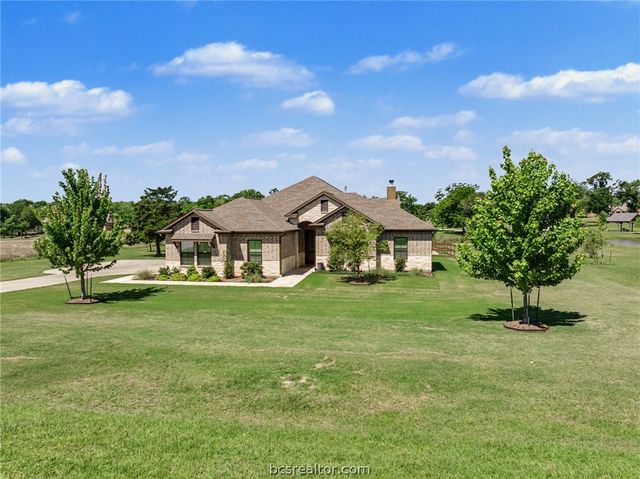 9695 Durham Road, Iola, TX 77861