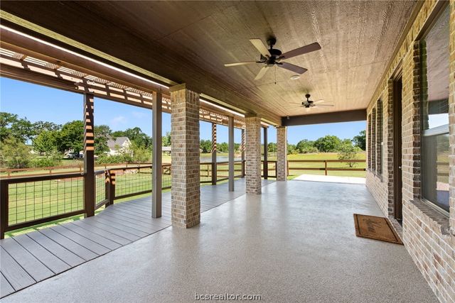 9695 Durham Road, Iola, TX 77861