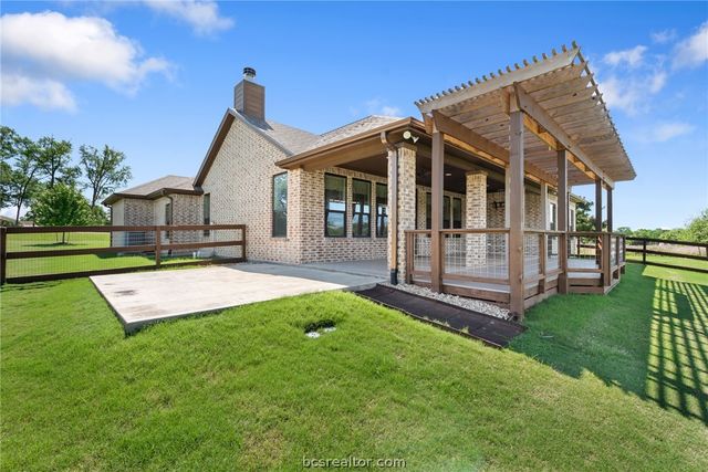 9695 Durham Road, Iola, TX 77861